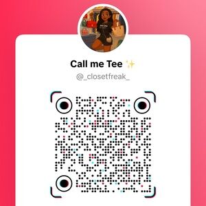 A peek behind the closet ✨